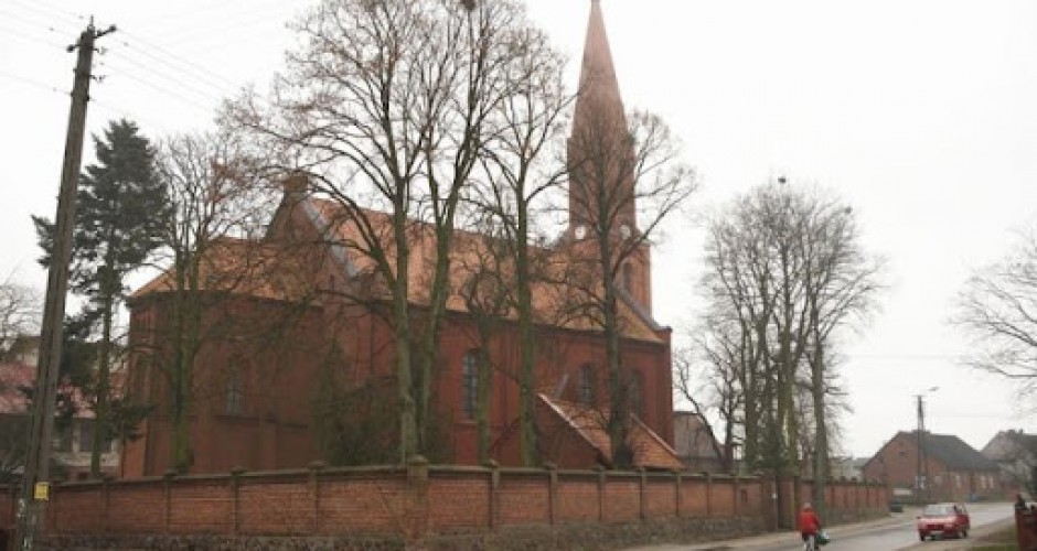 Kościól parafialny w Cekcynie